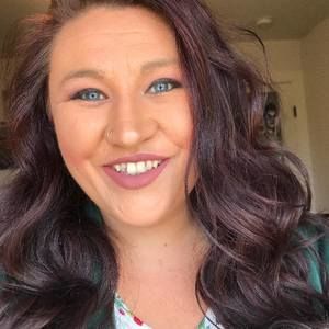 Meet your Posher, Kacie